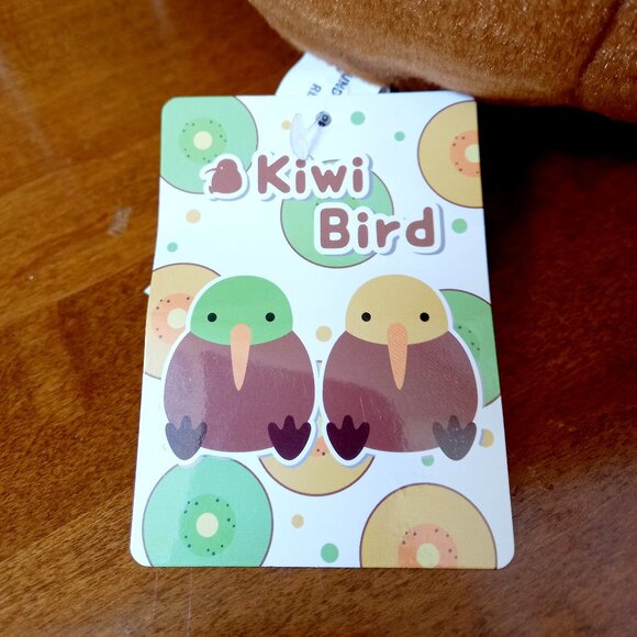 Rare Cute Kiwi Bird - Picture 4 of 4
